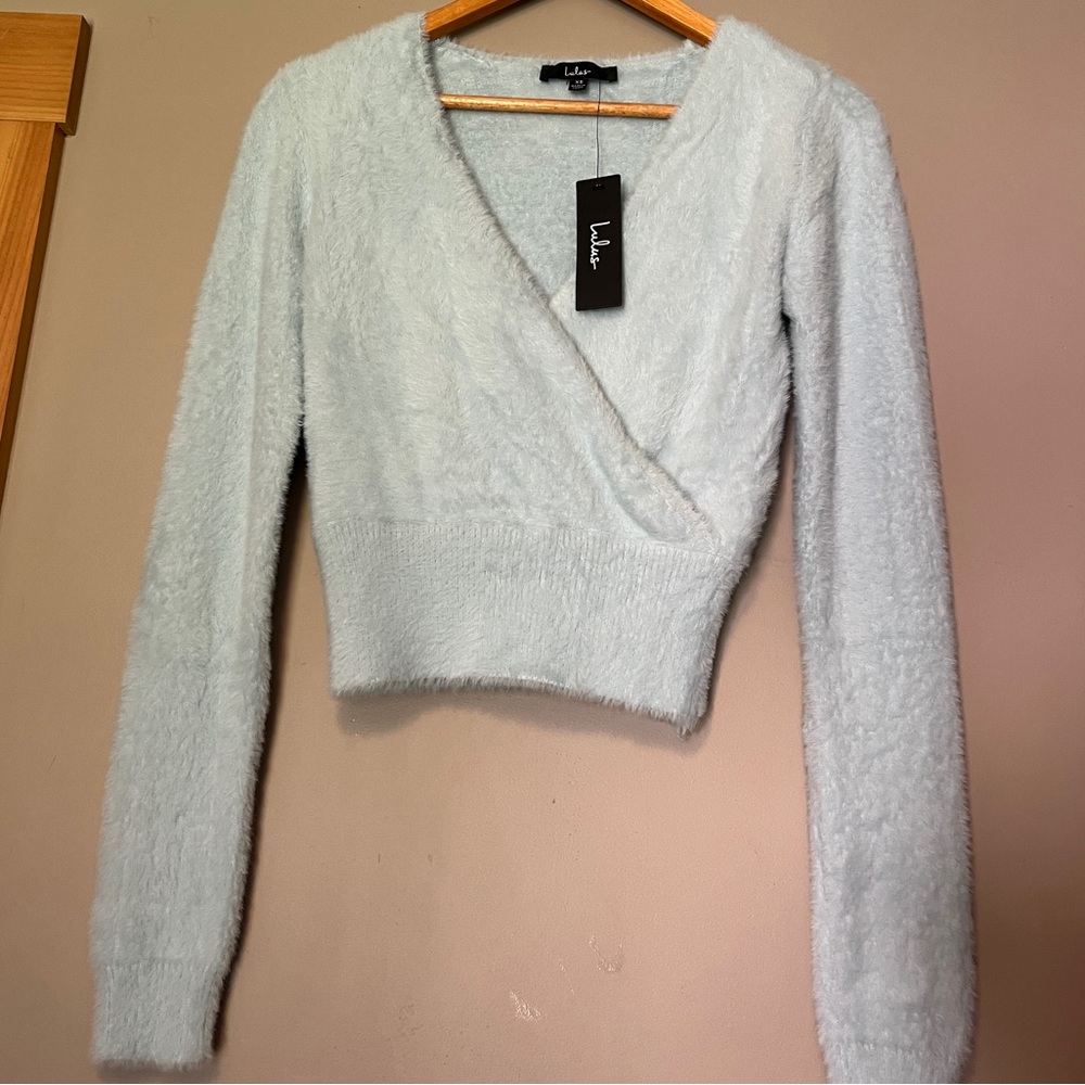 NWT Lulu's Snuggly Statement Light Blue Eyelash Knit Surplice Sweater Women’s XS - Picture 4 of 14